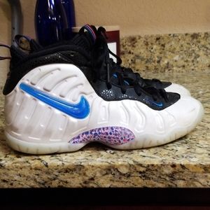 Nike foamposite 4Y